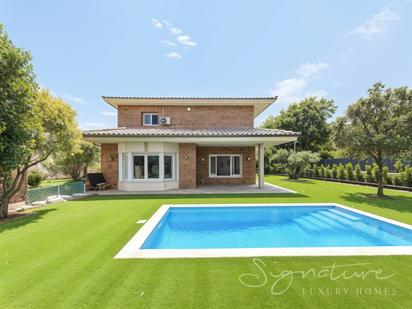 Exterior view of House or chalet to rent in Sant Cugat del Vallès  with Air Conditioner and Heating