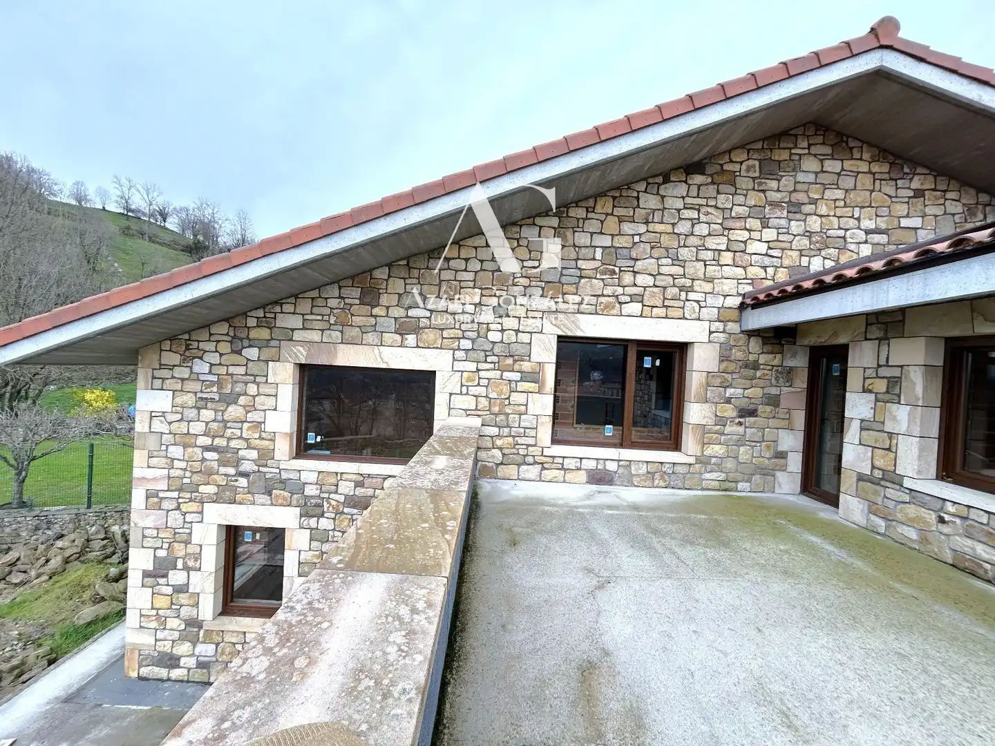 Vista exterior de Casa o chalet en venta en Villacarriedo con Terraza