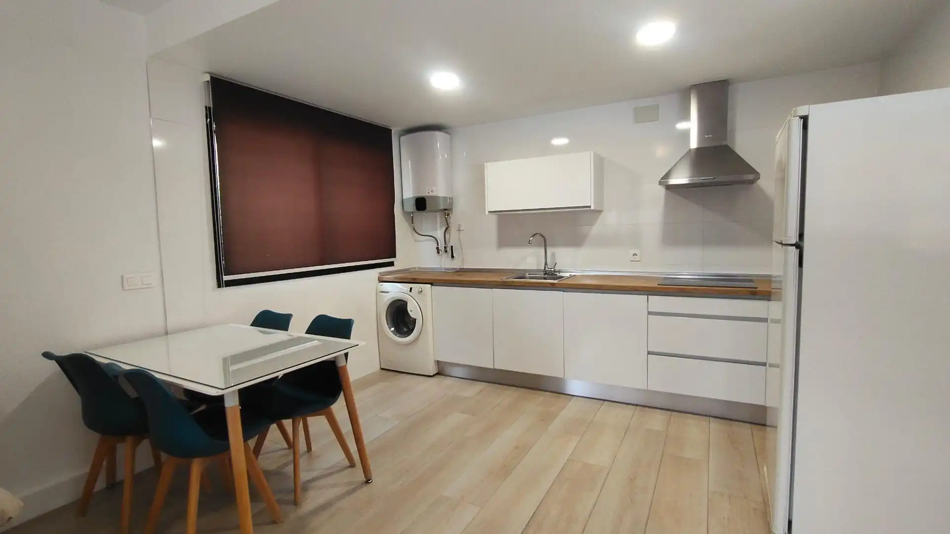 Kitchen of Flat for rent in Plasencia  with Heating, Terrace and Furnished