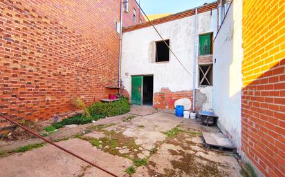 Vista exterior de Casa o xalet en venda en Villaquilambre