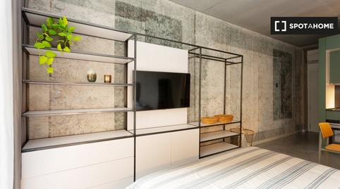 Photo 2 of Study to share in Fort Pienc, Barcelona