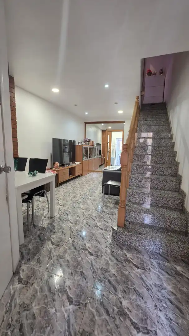 Casa adosada en venda en Barcelona amb Aire condicionat, Jardí privat i Terrassa