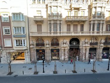 Piso con balcón en venta en Calle Tinte 10