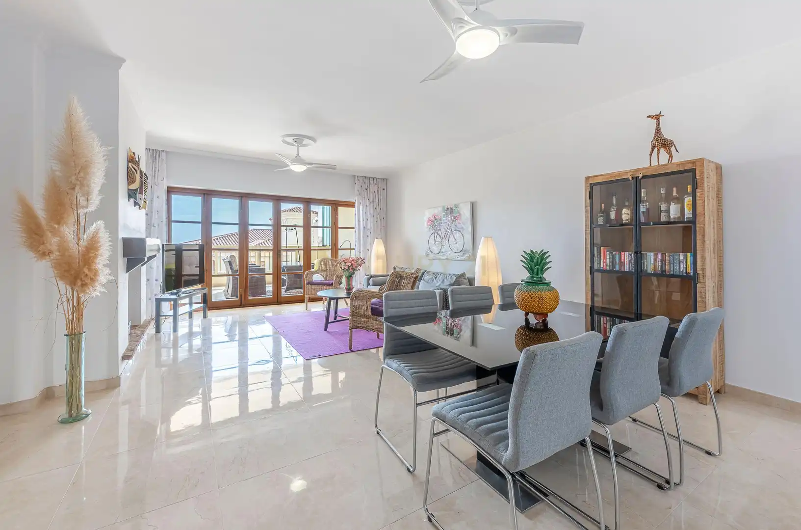 Apartamento con piscina en venta en La Duquesa, imagen 2