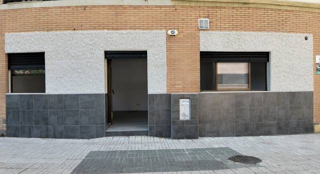 Local comercial en Alquiler en Colores -  Entreparques