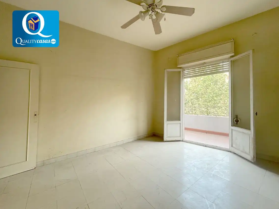 Habitación de Apartamento en venta en Elche / Elx con Terraza