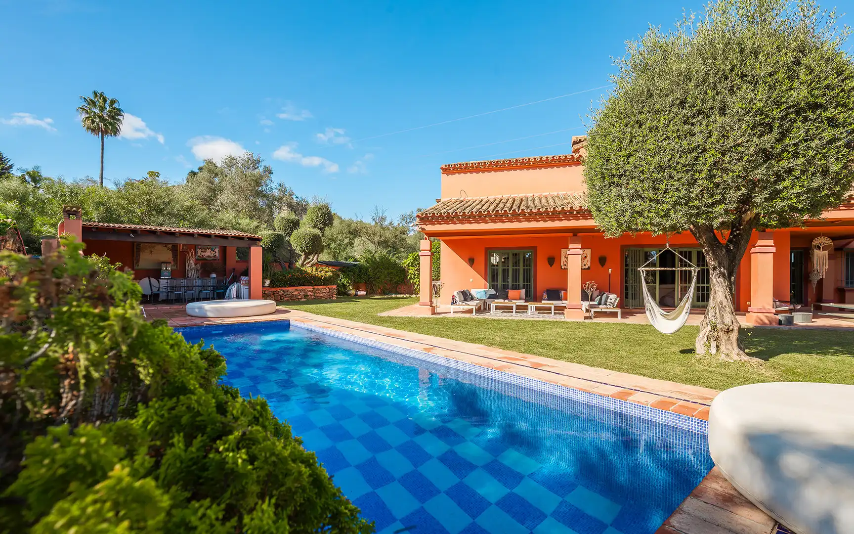House with pool for sale in Nueva Andalucía, imagen 28