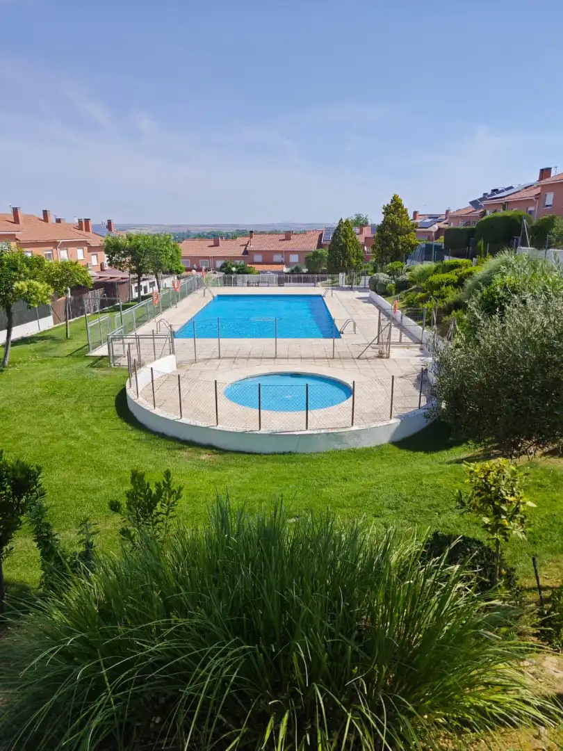 Swimming pool of Detached homes for sale in Aranjuez  with Air Conditioner, Heating and Parquet flooring