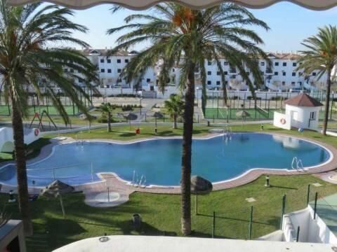 Piscina de Apartamento en venta en Chiclana de la Frontera