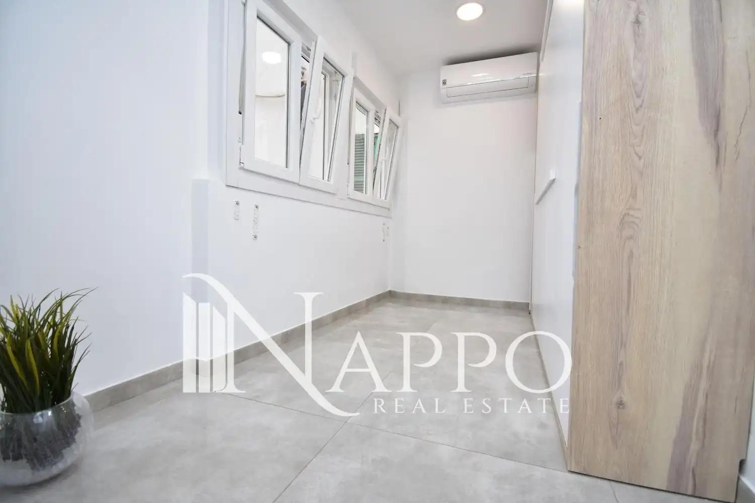 Bedroom of Flat for sale in  Palma de Mallorca  with Air Conditioner, Heating and Terrace