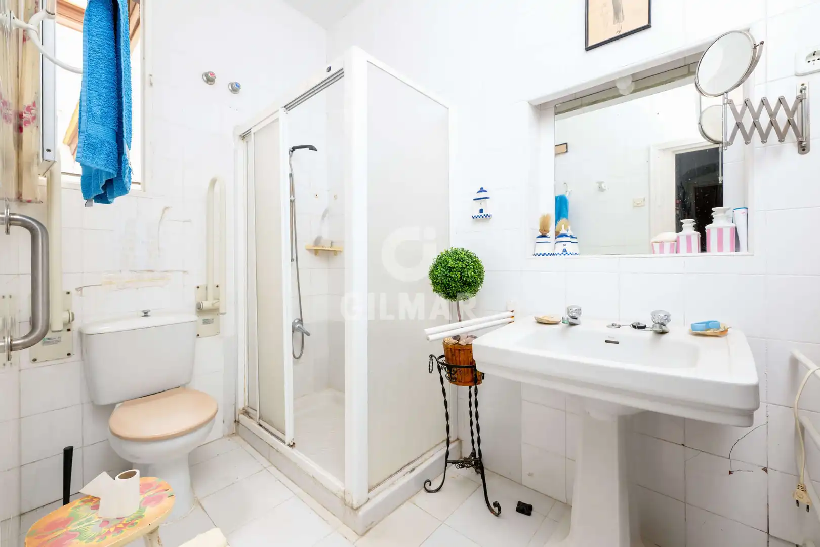 Bathroom of Detached homes for sale in San Fernando  with Heating and Private garden