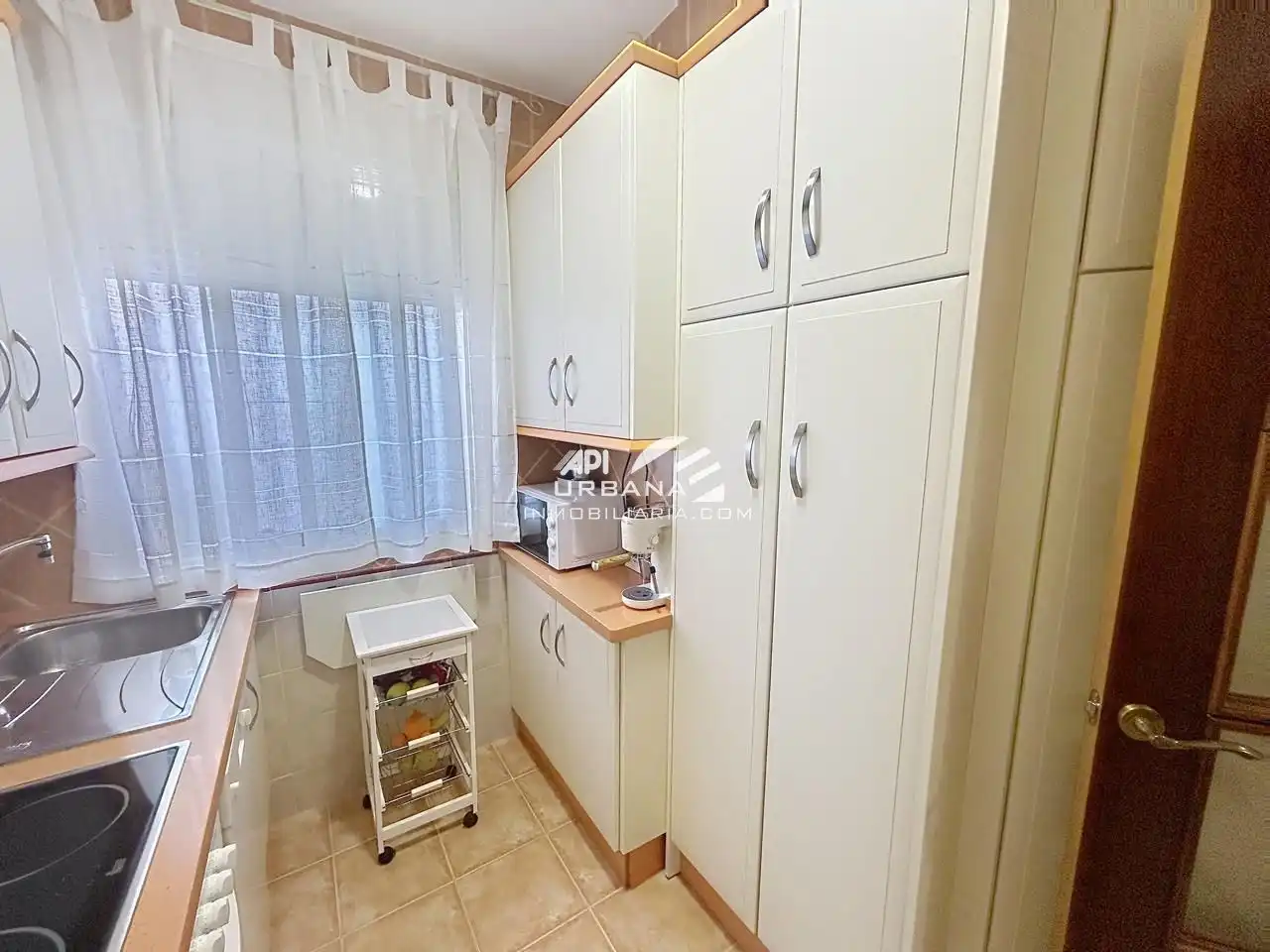 Kitchen of Flat for sale in Lucena  with Air Conditioner
