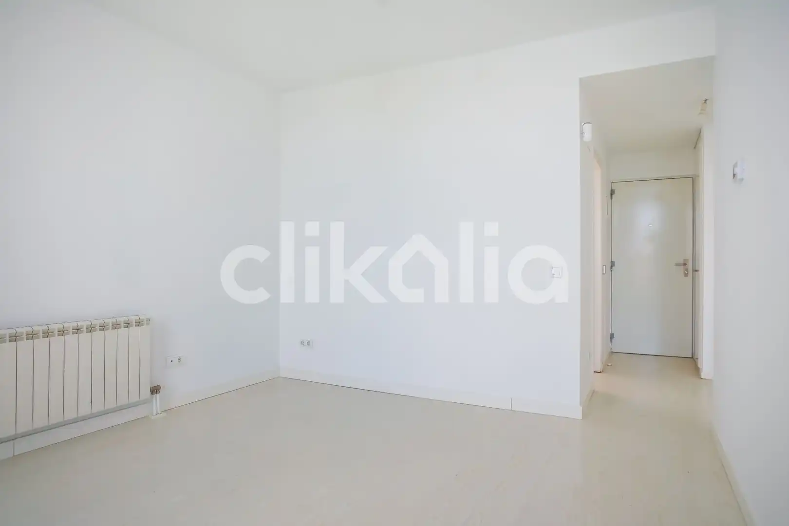 Habitación de Piso en venta en Madrid con Calefacción, Terraza y Trastero