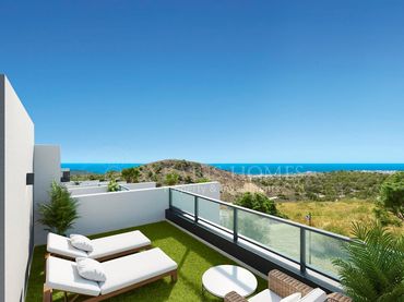 Casa amb piscina en venda a Urbanizacion Barrina Sur