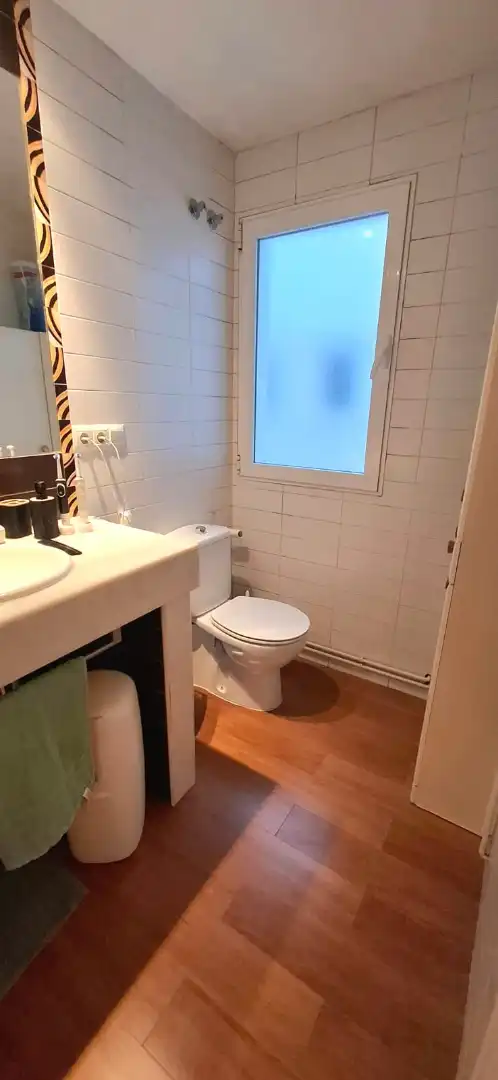 Baño de Piso en venta en Granada con Aire acondicionado, Calefacción y Parquet
