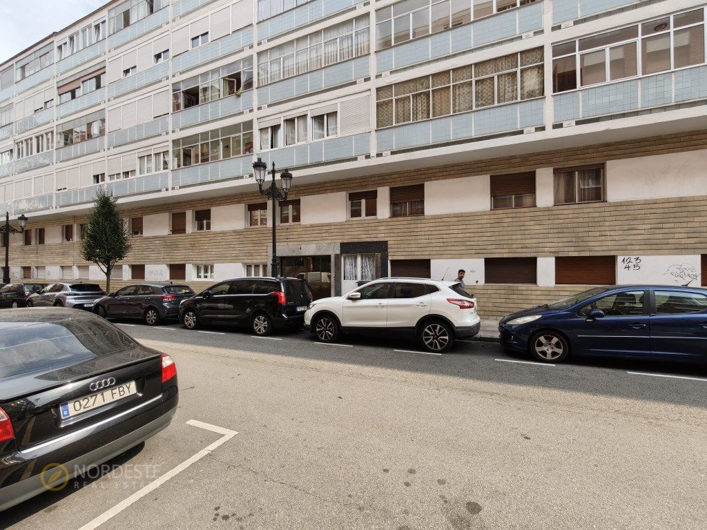 Exterior view of Flat to rent in Oviedo 
