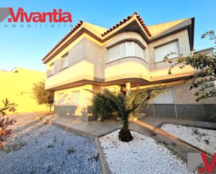 Vista exterior de Casa o xalet en venda en Lorca amb Aire condicionat, Calefacció i Terrassa