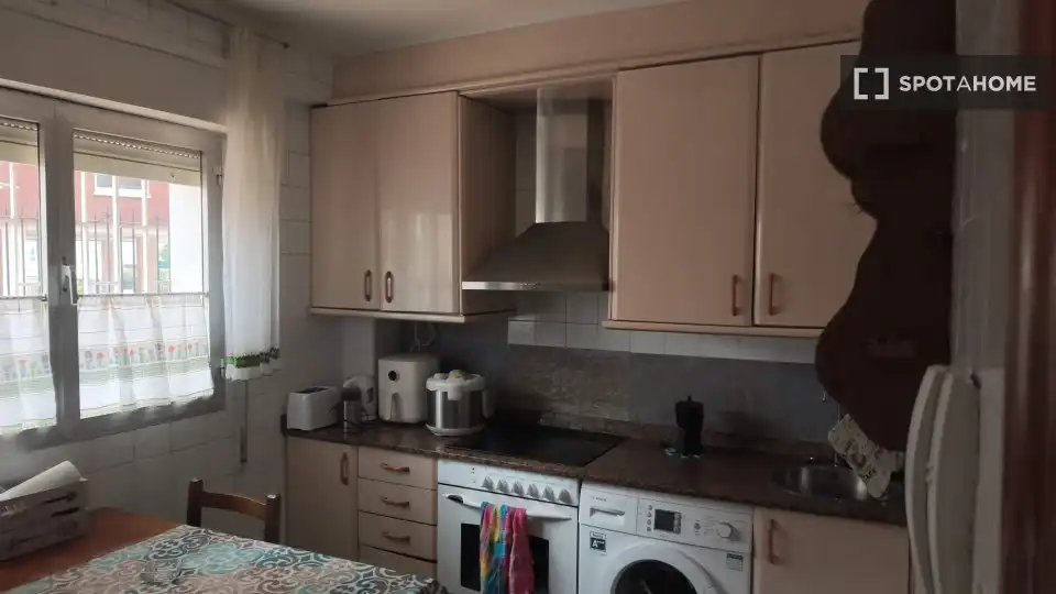 Kitchen of Flat for rent in Santander  with Air Conditioner, Heating and Furnished
