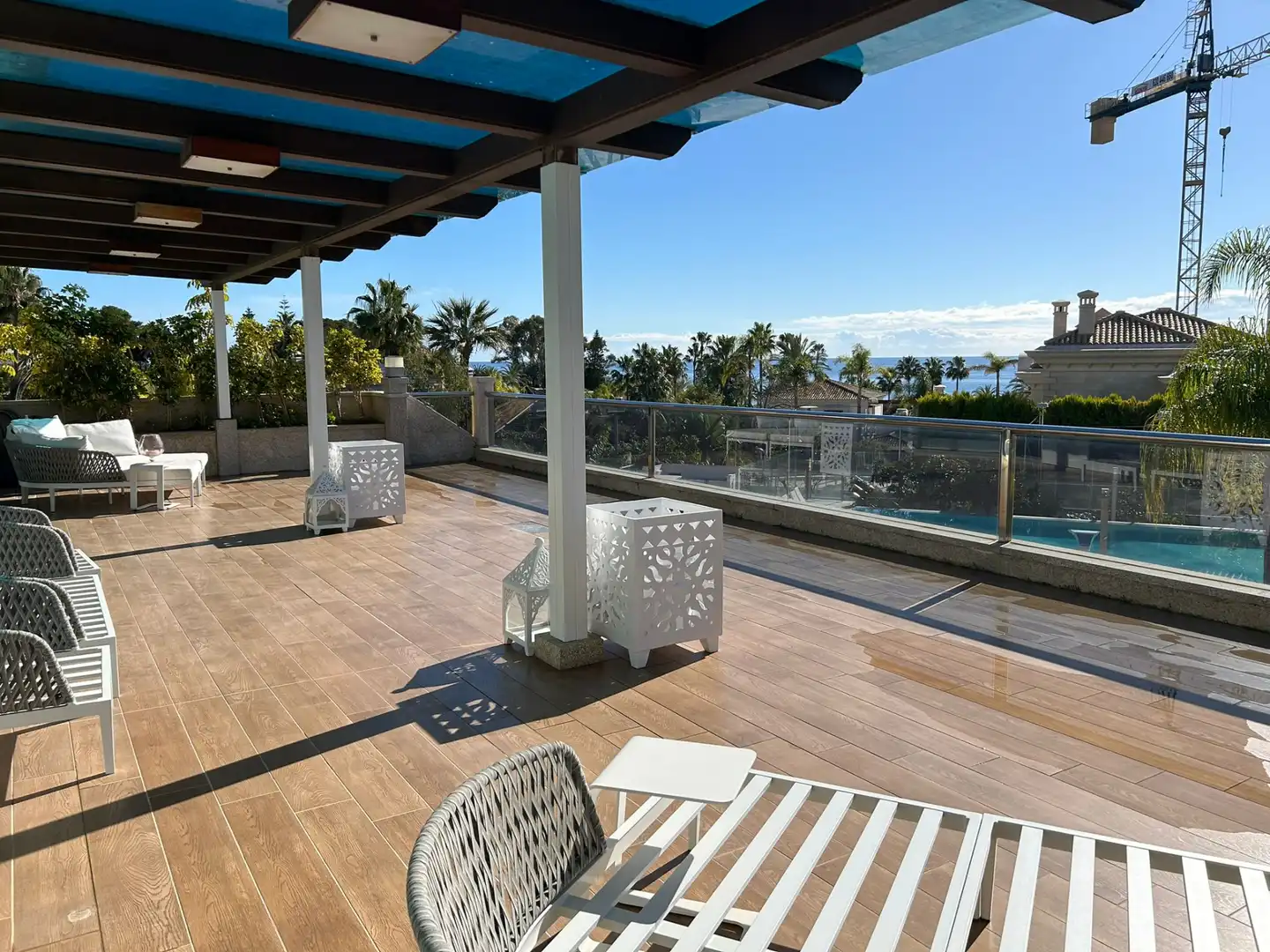 Terrassa de Casa o xalet en venda en Marbella amb Aire condicionat, Calefacció i Jardí privat