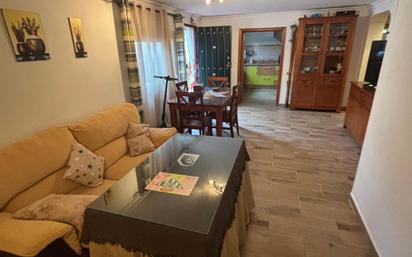 Living room of House or chalet for sale in  Sevilla Capital  with Terrace