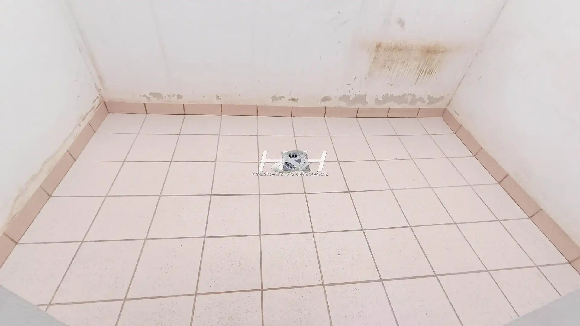 Baño de Piso en venta en Benaguasil con Aire acondicionado, Calefacción y Terraza