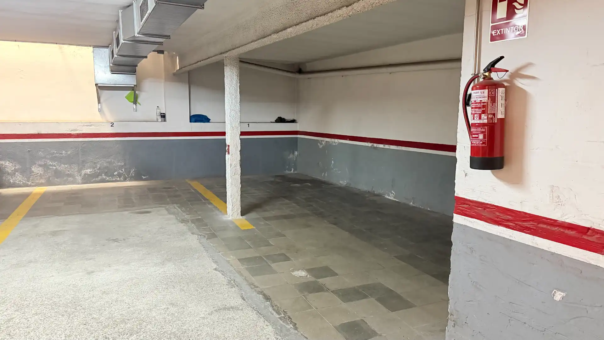 Aparcament de Garatge de lloguer en Nord-oest