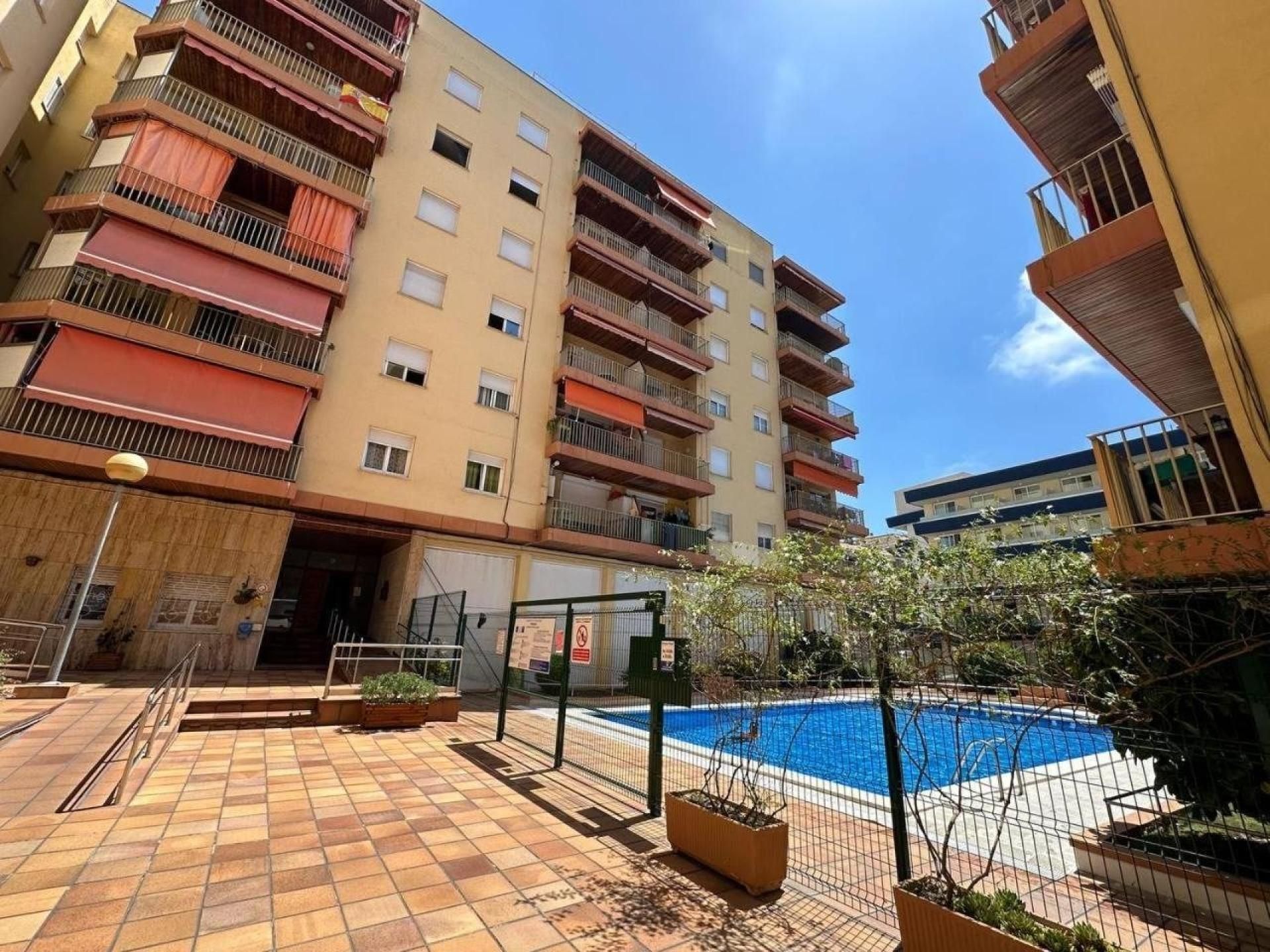 Exterior view of Flat for sale in Lloret de Mar  with Balcony and Community pool