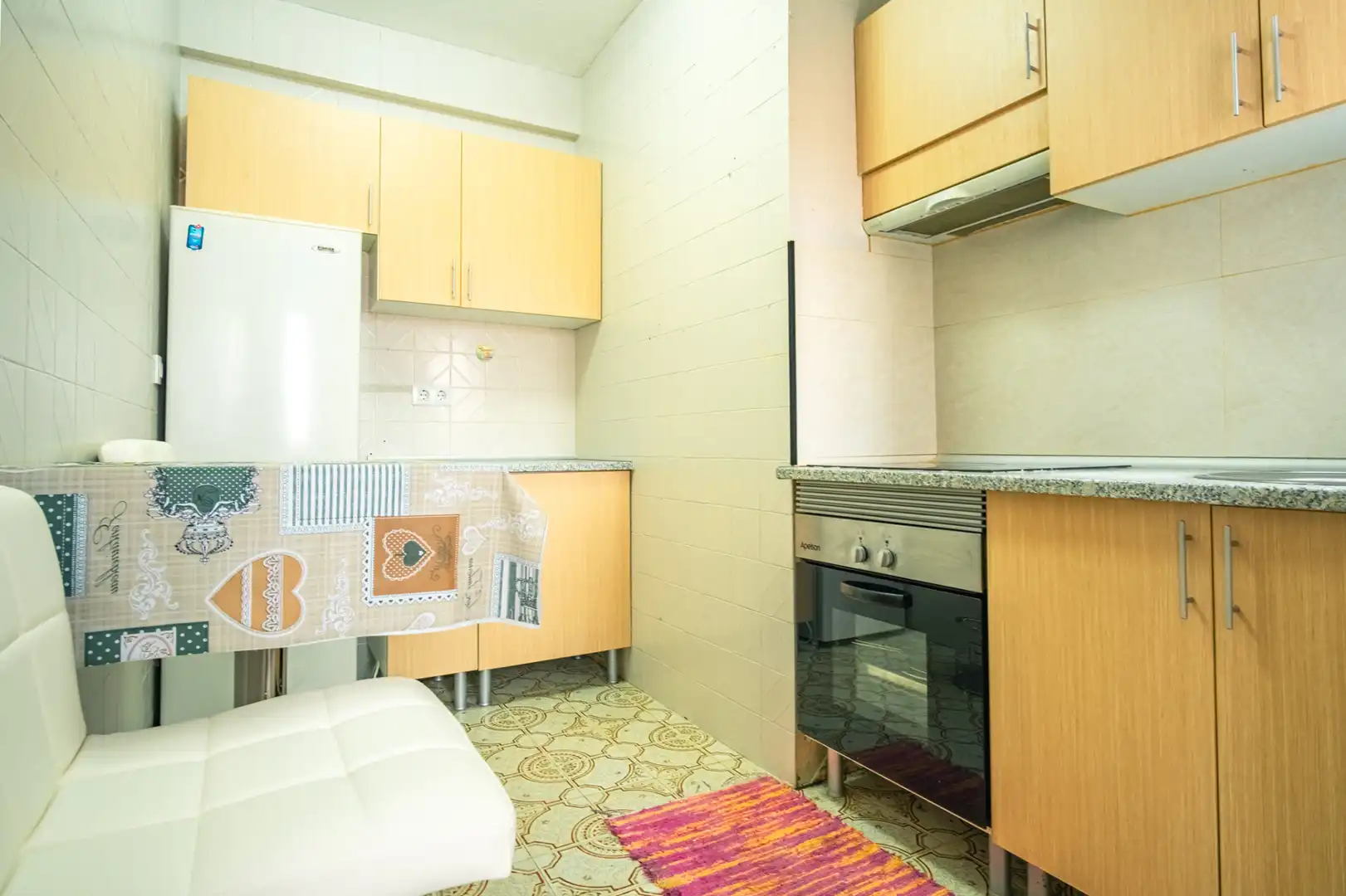 Cocina de Piso en venta en Vigo  con Amueblado, Horno y Lavadora