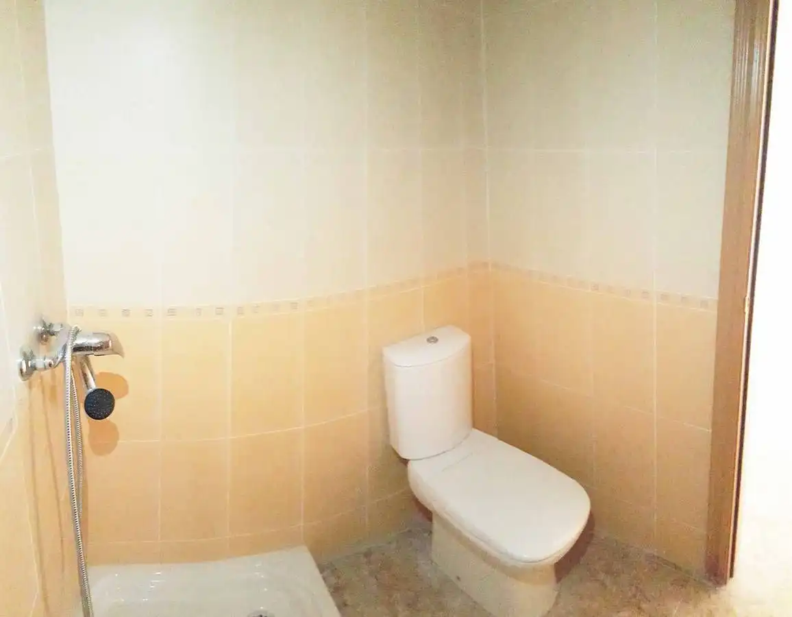 Baño de Dúplex de alquiler en Medina de Rioseco con Calefacción