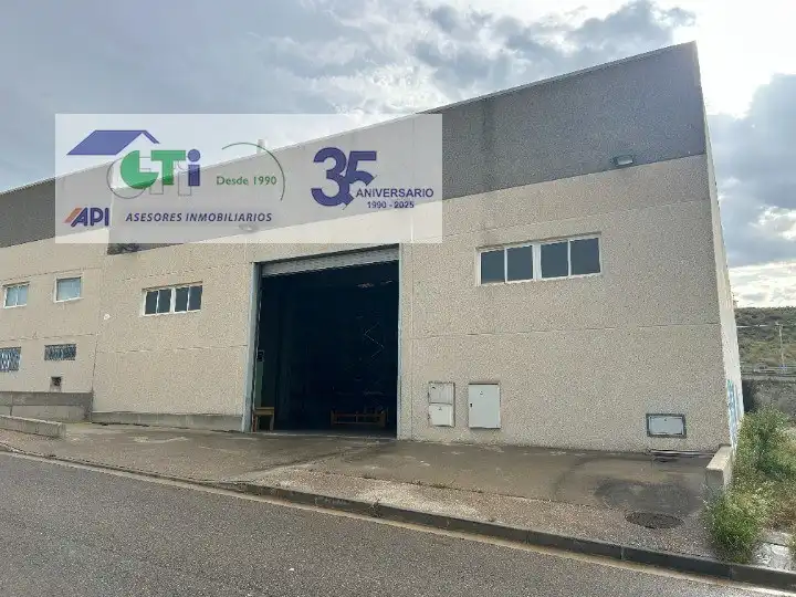 Außenansicht von Fabrikhallen zur Miete in Cuarte de Huerva