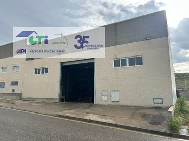 Nave industrielle à louer à CL PINETA