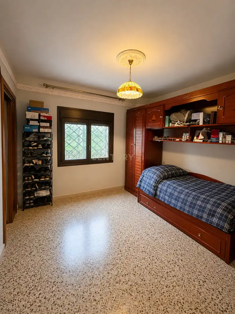 Dormitori de Casa o xalet en venda en Cáceres amb Jardí privat i Piscina