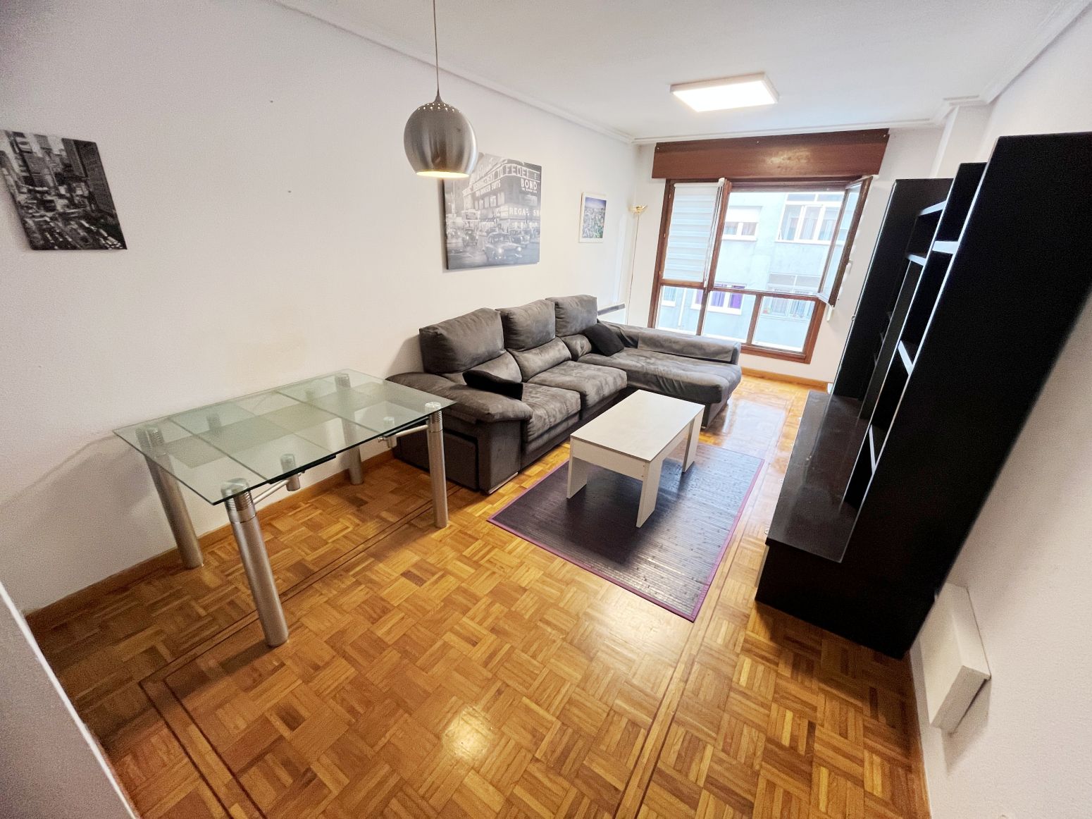 Living room of Flat for sale in Avilés  with Heating and Parquet flooring
