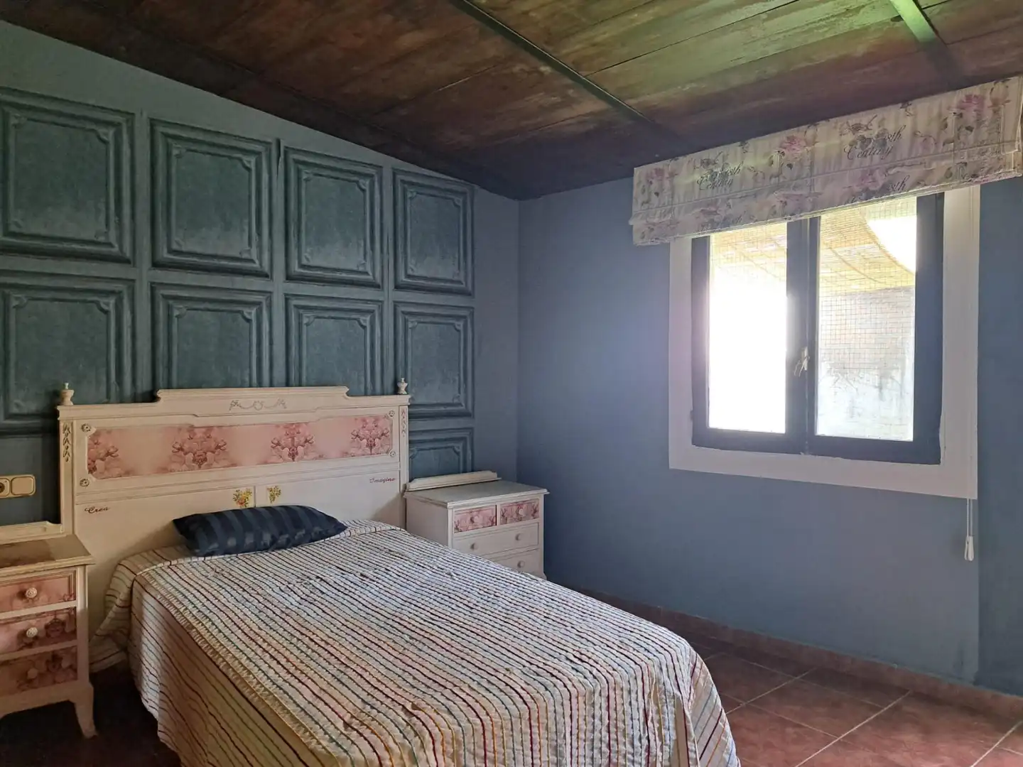 Dormitori de Casa o xalet en venda en Cortes de Pallás amb Terrassa i Traster