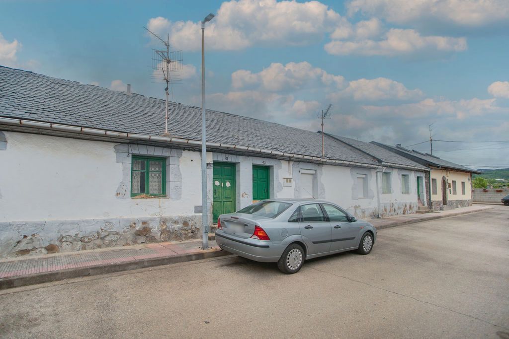 Exterior view of Planta baja for sale in Fabero