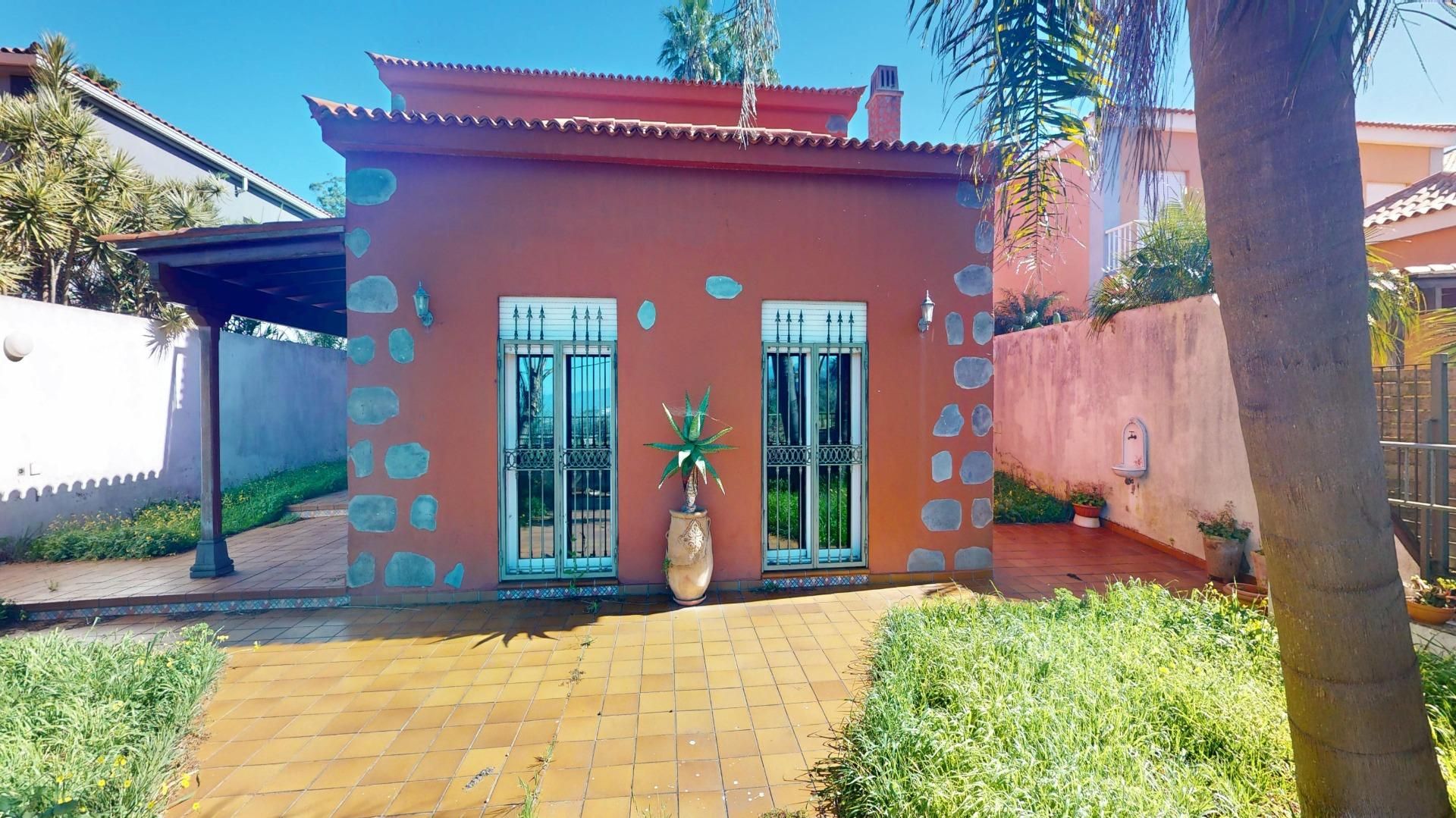 Vista exterior de Casa o xalet en venda en Tacoronte