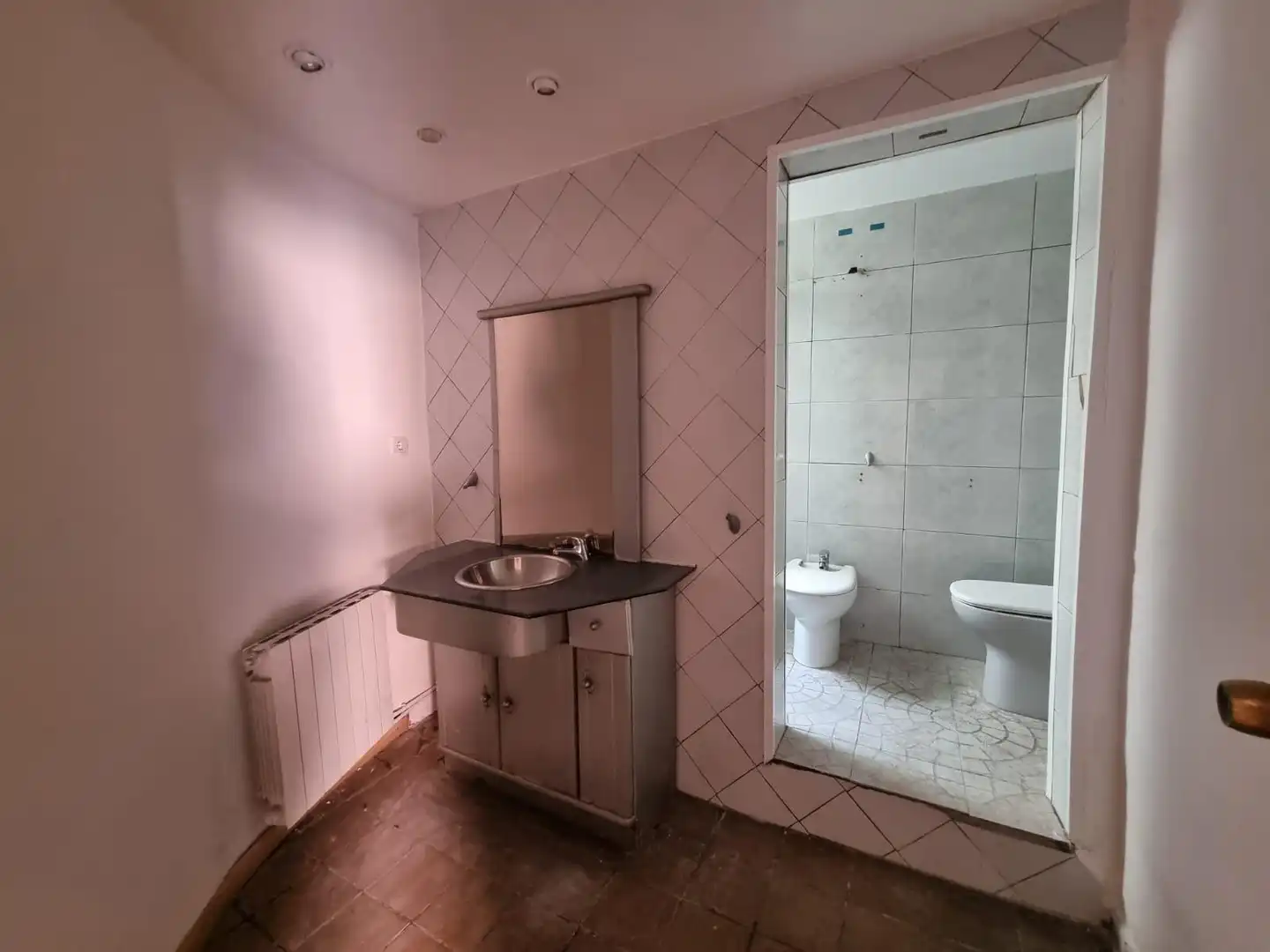 Bathroom of Apartments for sale in Pallejà  with Terrace