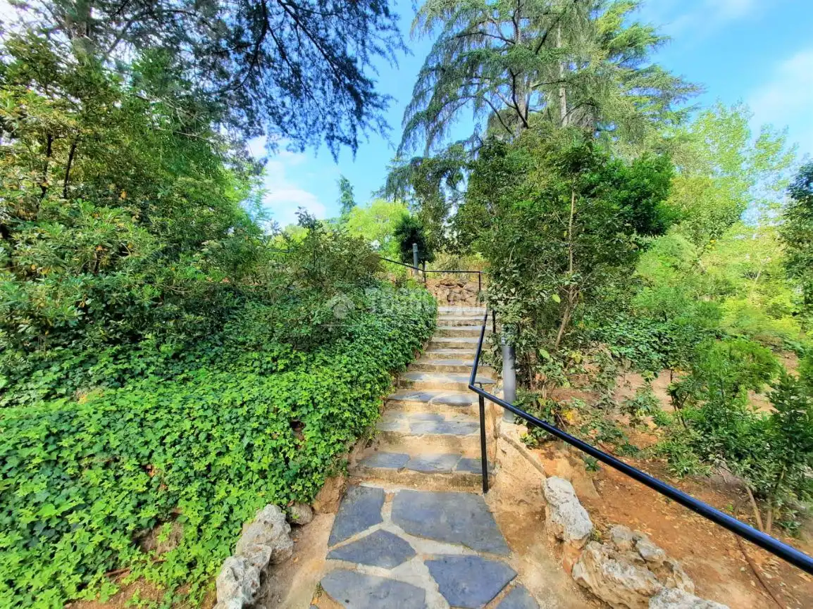 Piso en venta en Rejas
