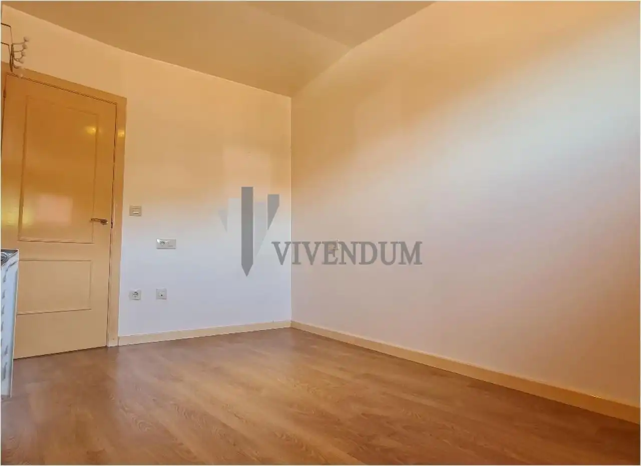 Habitación de Casa o chalet en venta en Vigo  con Calefacción, Jardín privado y Terraza