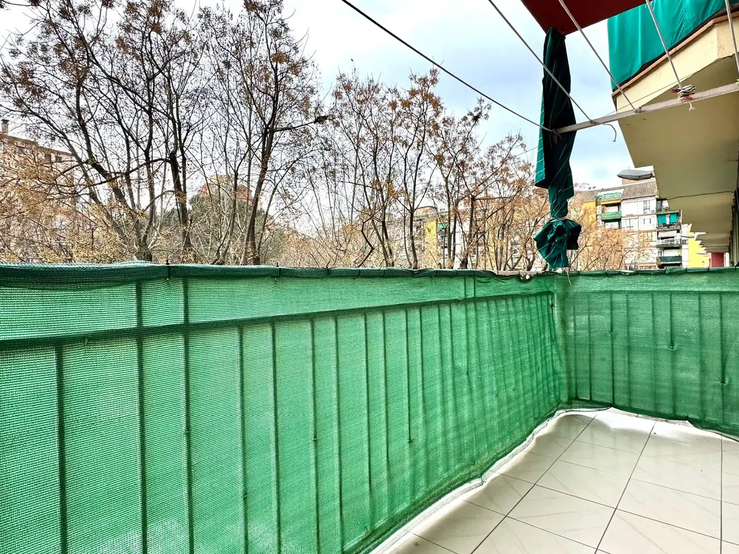 Terraza de Piso en venta en Salt con Aire acondicionado, Calefacción y Amueblado