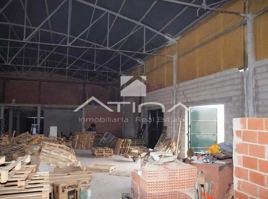 Terreny industrial en venda en Bélgida