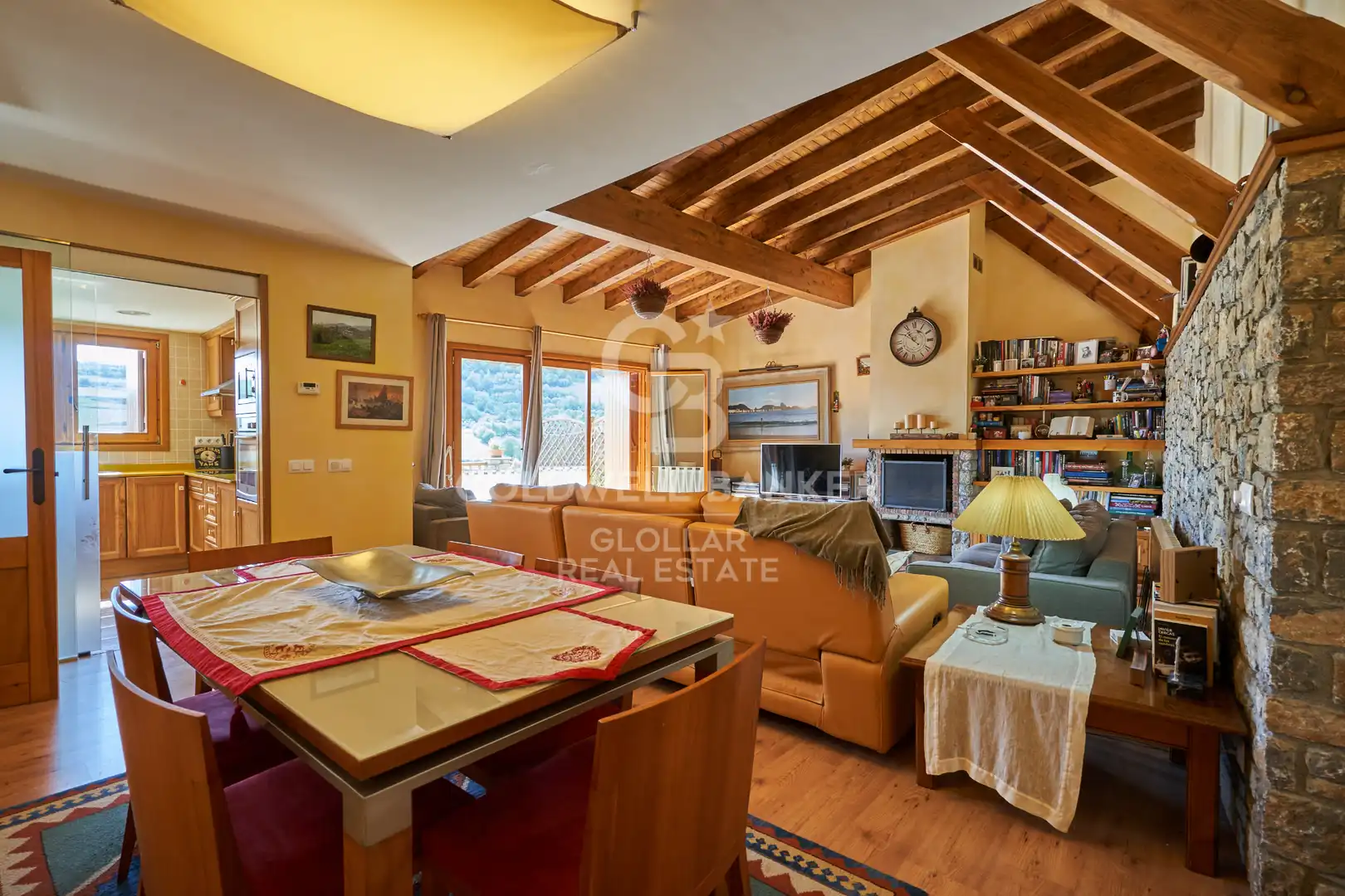 Sala d'estar de Casa adosada en venda en Montellà i Martinet amb Calefacció, Parquet i Terrassa