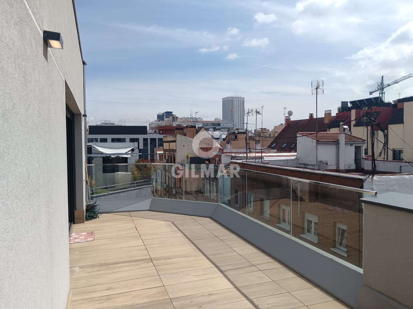 Terrasse von Dachboden zum Verkauf in  Madrid Capital mit Heizung, Privatgarten und Abstellraum