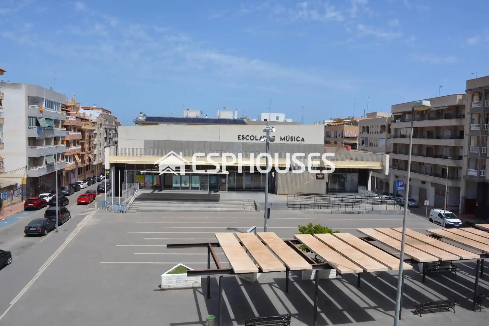 Vista exterior de Apartamento en venta en Guardamar del Segura con Aire acondicionado, Amueblado y Balcón