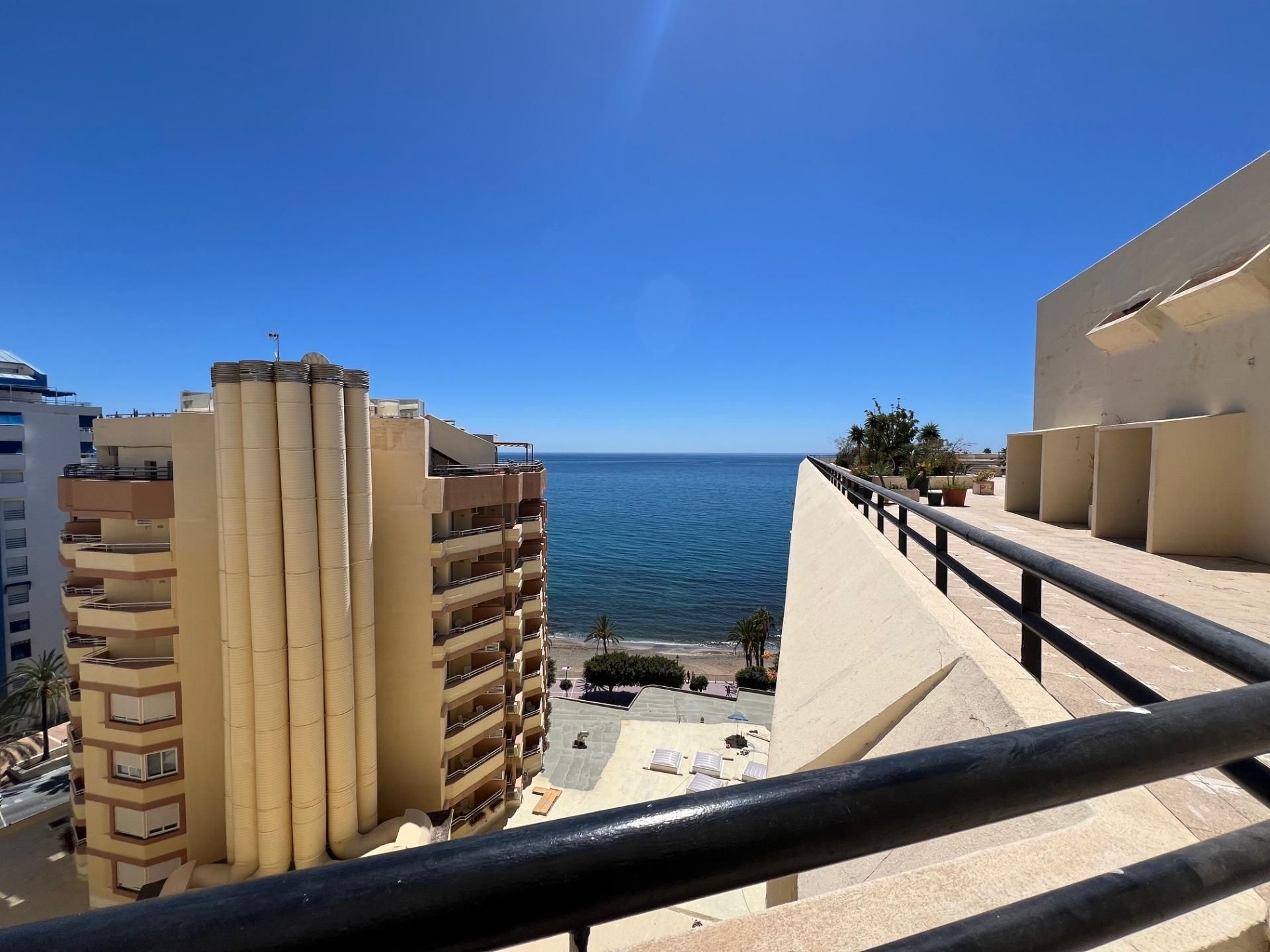 Vista exterior de Apartament de lloguer en Marbella amb Terrassa
