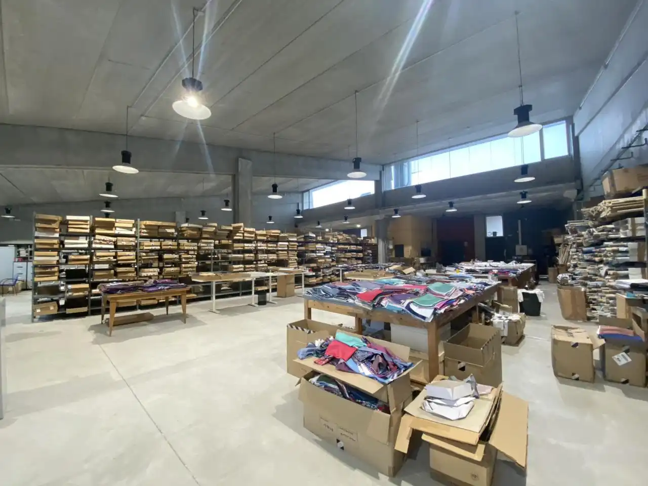 Nave industrial en venta en Badalona con Alarma