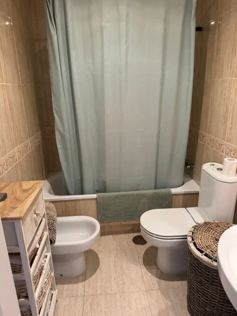 Bany de Casa adosada en venda en Guadarrama amb Calefacció, Jardí privat i Terrassa