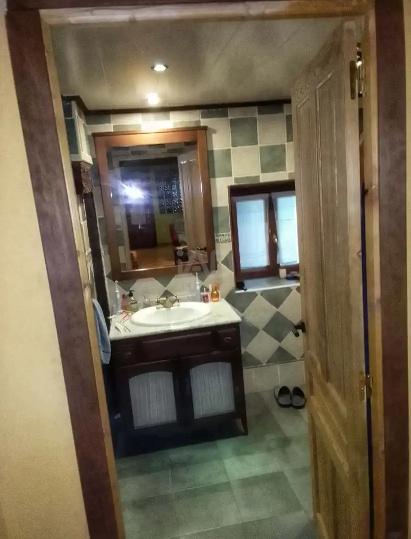 Baño de Casa o chalet en venta en Karrantza Harana / Valle de Carranza con Calefacción, Terraza y Piscina