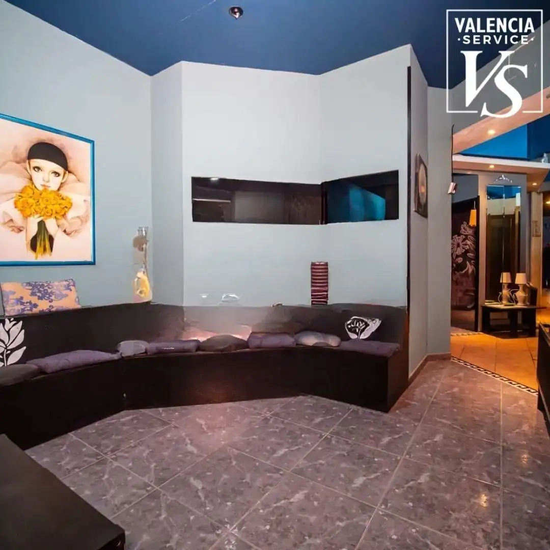 Local en venta en Valencia con Aire acondicionado y Amueblado