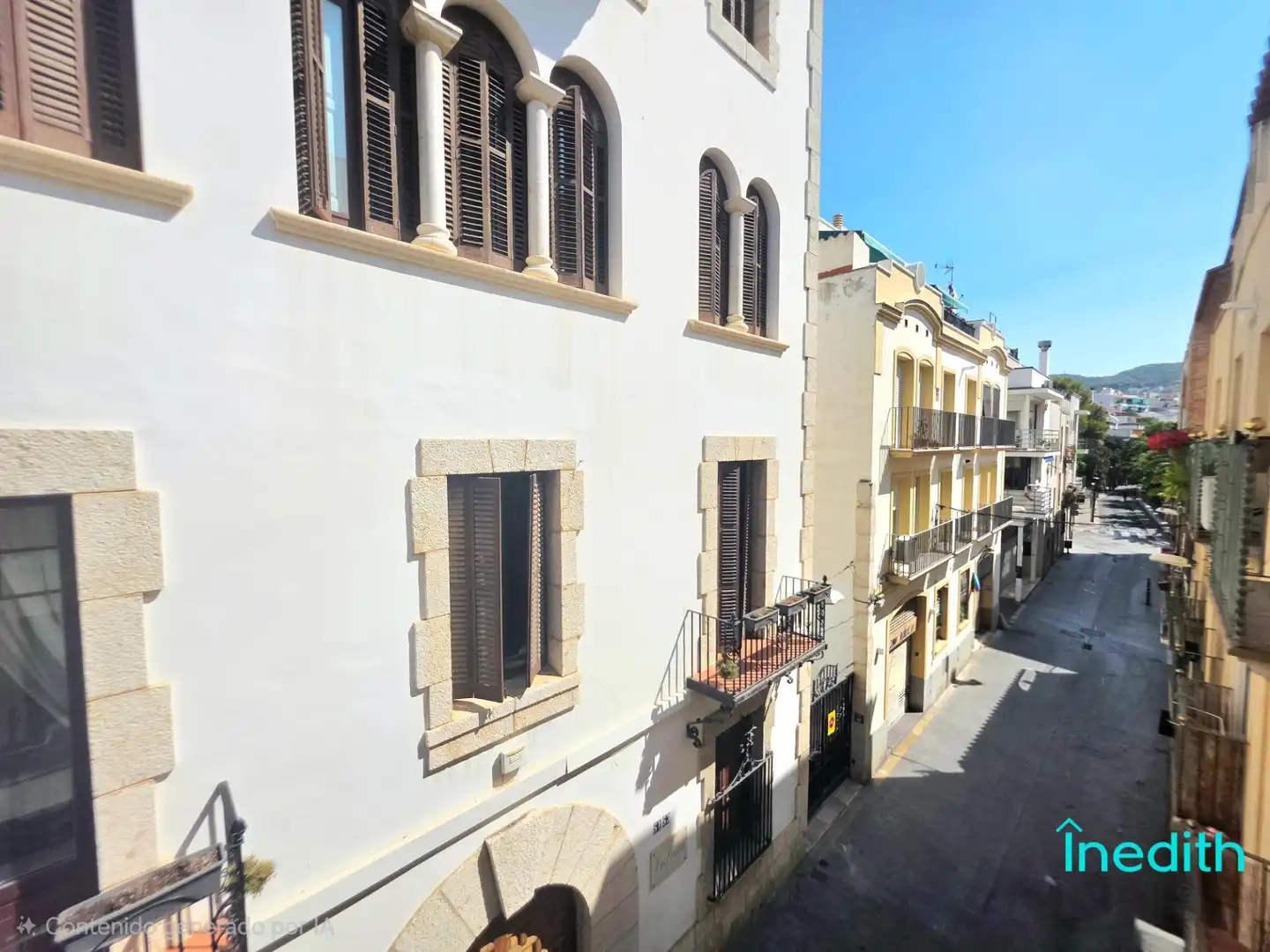 Vista exterior de Pis en venda en Sitges amb Aire condicionat, Calefacció i Balcó